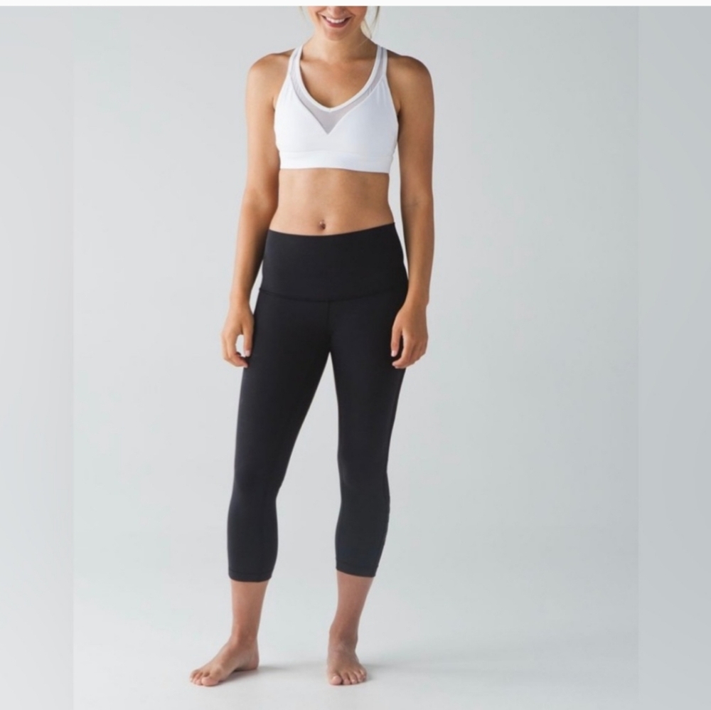 Lululemon Minimalist Crop